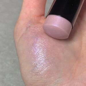 CHANEL Baume Essentiel Glow Stick - Lilas